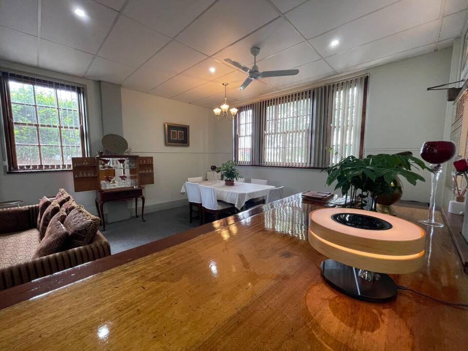Post Office Boutique Accommodation هات هيد المظهر الخارجي الصورة