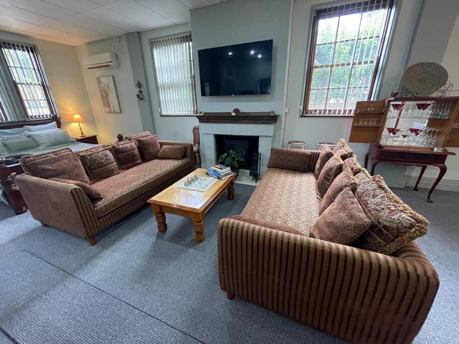 Post Office Boutique Accommodation هات هيد المظهر الخارجي الصورة